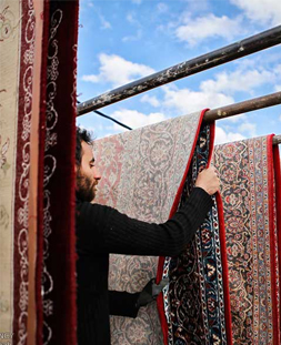 خشک کردن قالی در قالیشویی ملاصدرا